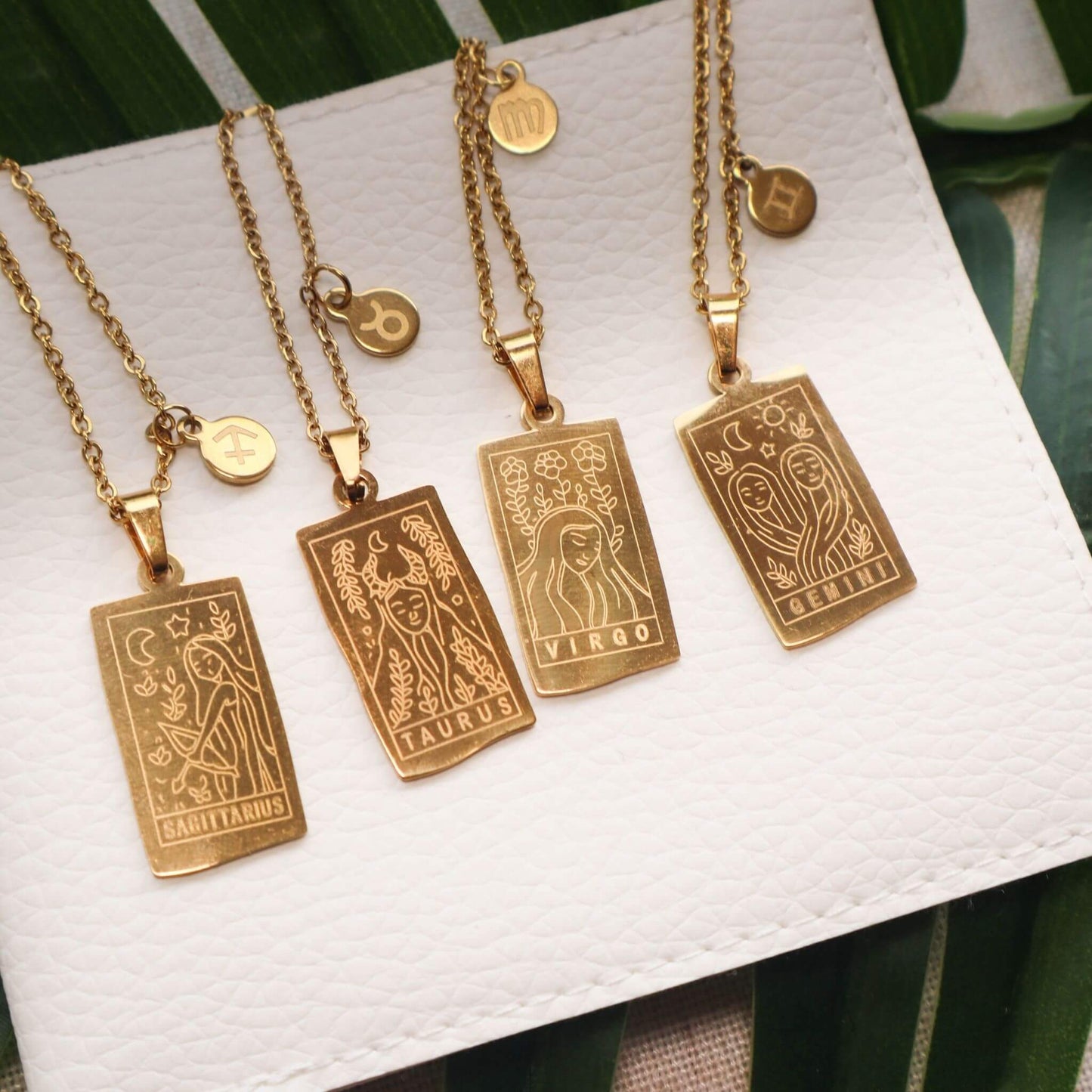Minimalist Zodiac Necklace: Leo