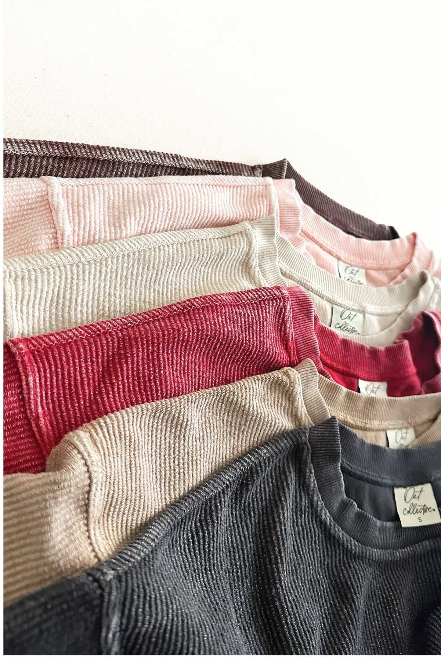 XOXO Thermal Vintage Pullover: M / LATTE