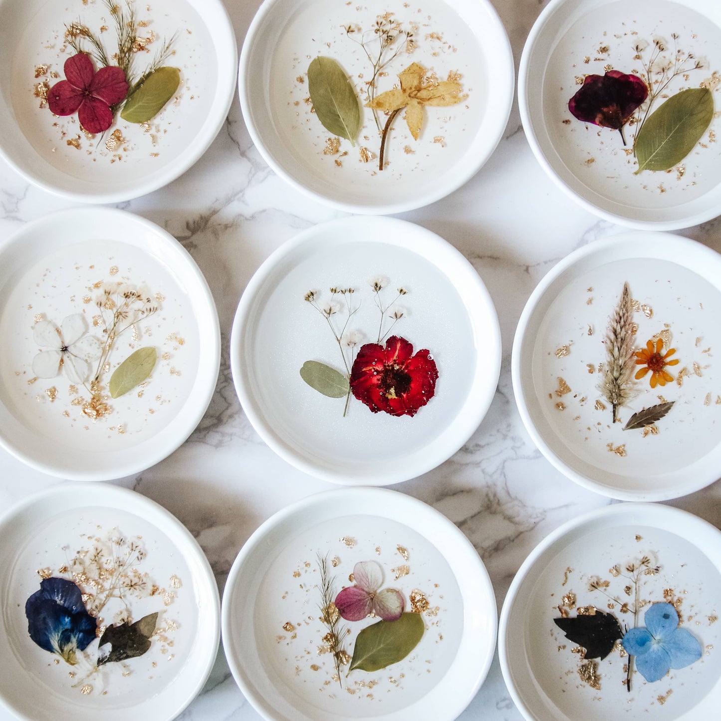 Pressed Flower & Botanical Ceramic Trinket Dish (Assorted): Assorted Florals with Gold Flakes