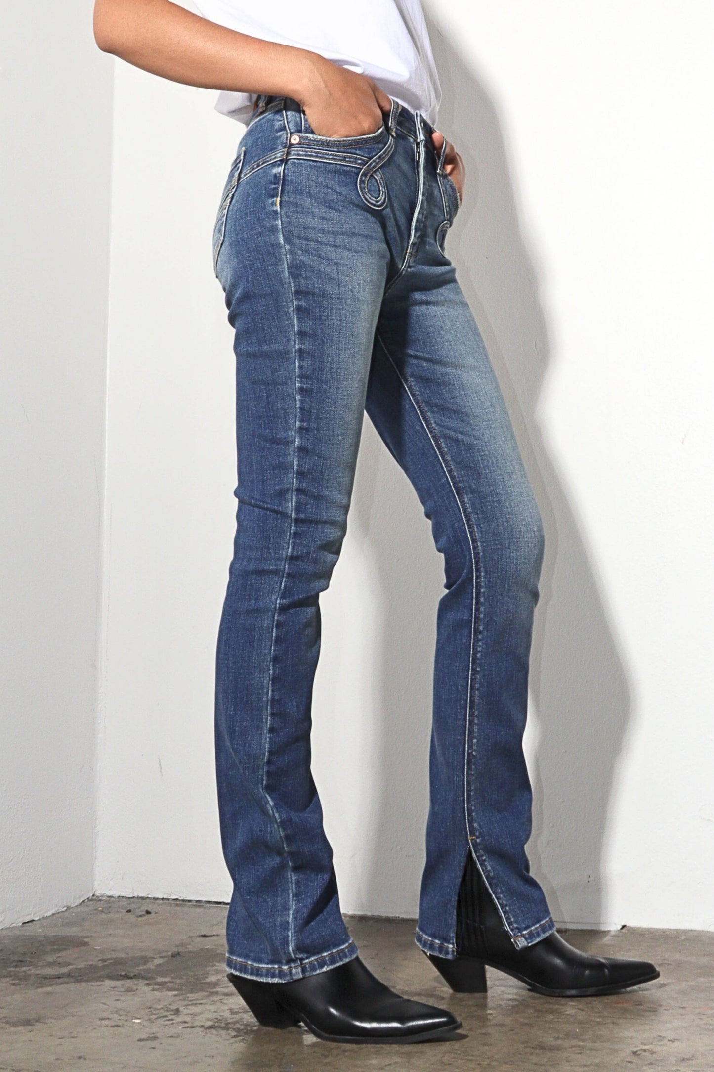 WESTERN TUMMY CONTROL Y2K BOOTCUT JEANS: 9 (28)