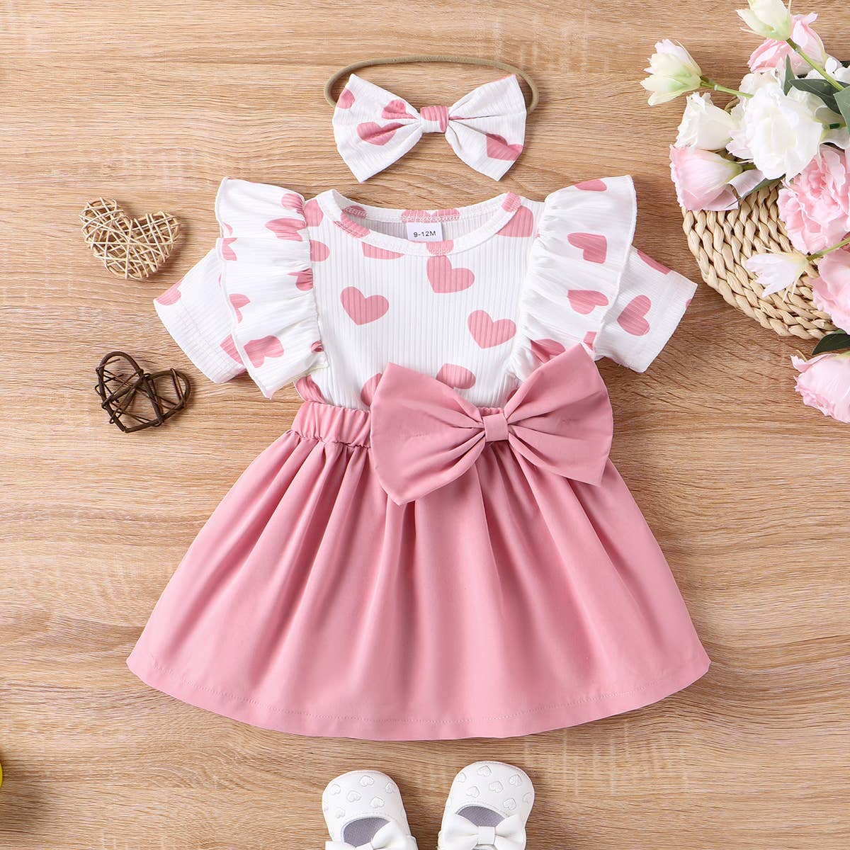 2pcs Baby Heart Print Ruffled Faux-two Bow Front Dress Set: Green / 6-9M