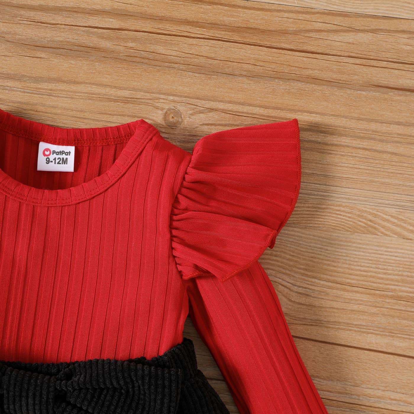 2pcs Baby Girl Rib Knit Ruffled Top and Corduroy Skirt Set: Red / 12-18 Months
