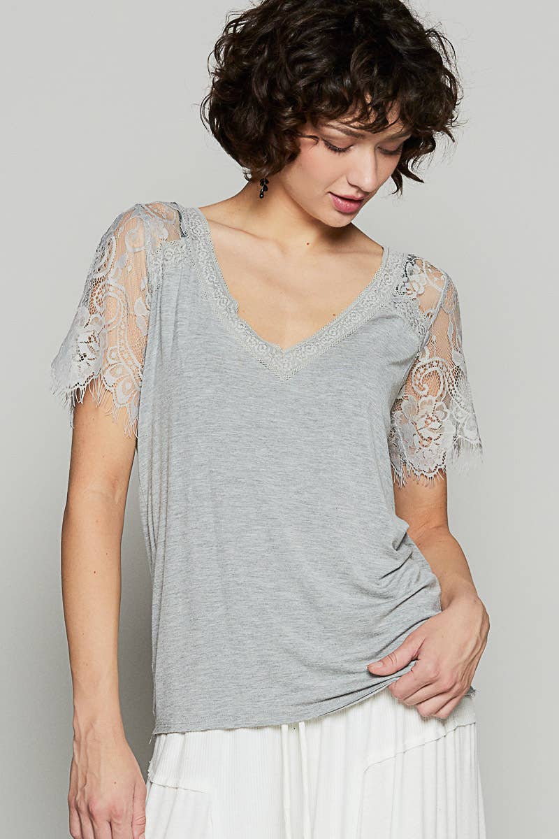 1/2 lace sleeve v-neck tee SALE: IVORY / S