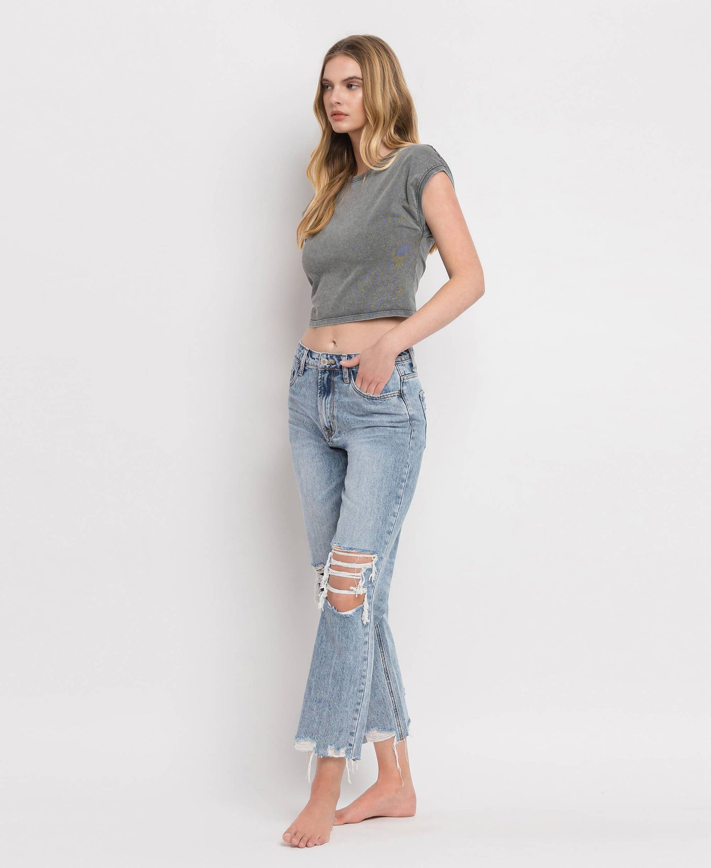 SUPER HIGH RISE CROP STRAIGHT JEANS V2404: BLUE MELODY / 25