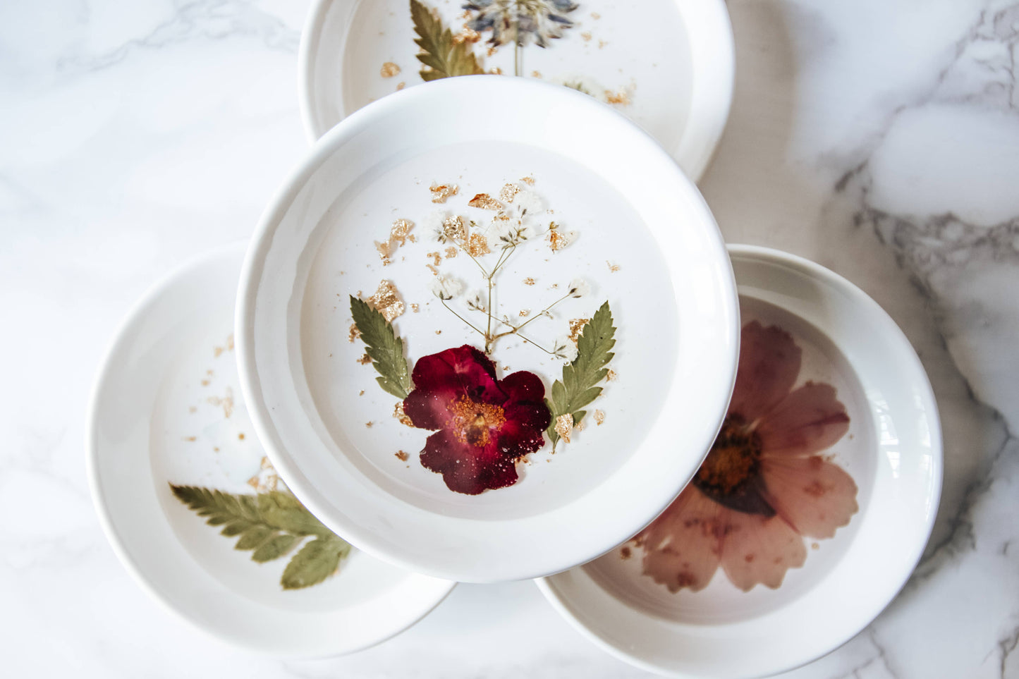 Pressed Flower & Botanical Ceramic Trinket Dish (Assorted): Assorted Florals with Gold Flakes