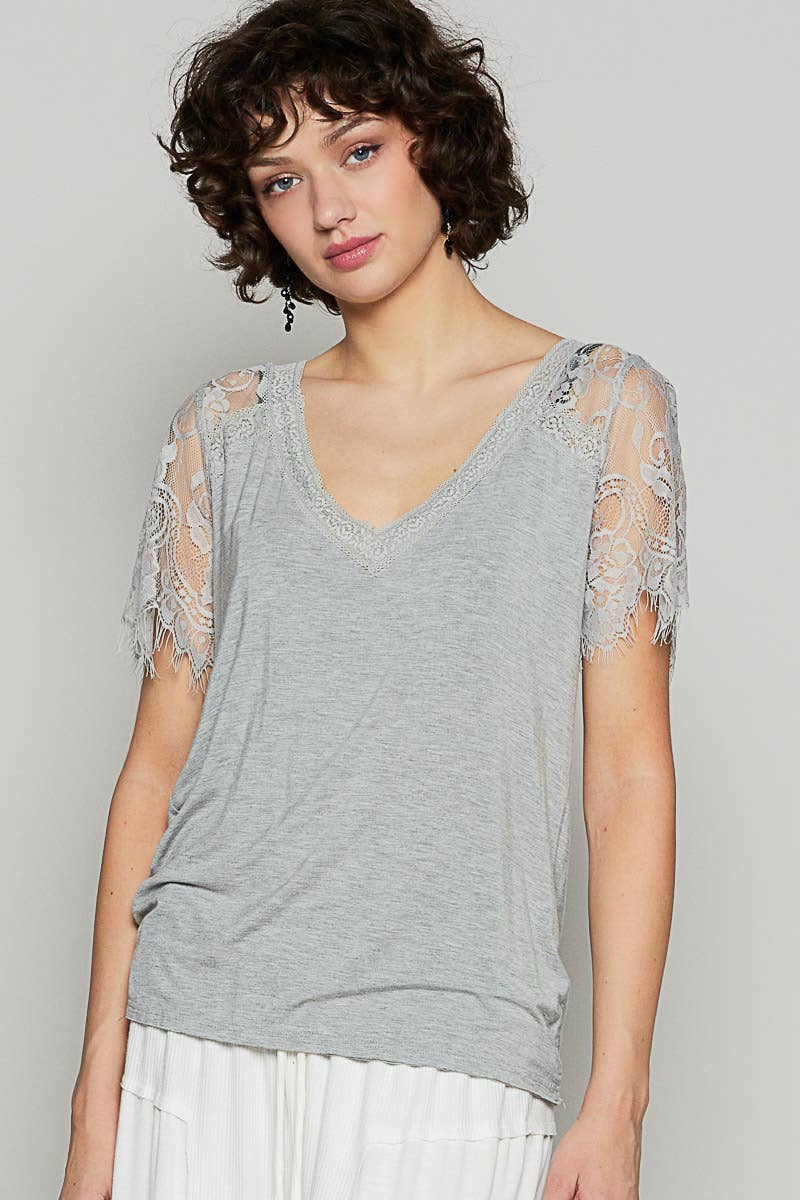 1/2 lace sleeve v-neck tee SALE: IVORY / L