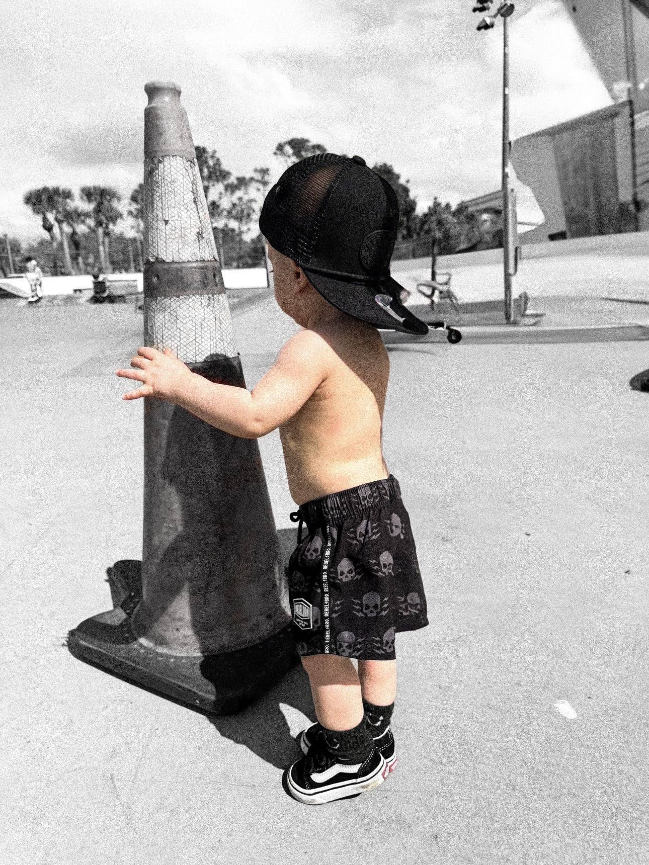 Hybrid Swim Trunks in Thunderstruck: 3-4T